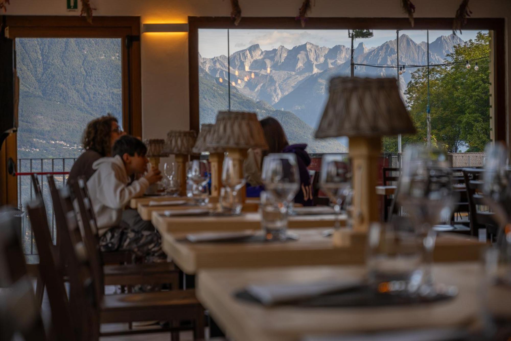 Una Finestra Sulle Alpi Bema Luaran gambar